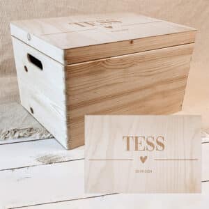 Memorybox Naam + Symbool XL; herinneringskist van hout; design tess