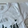 Outlet | T-shirt 'ik ben grote zus geworden' | maat 92 (zwarte stipjes op shirt)