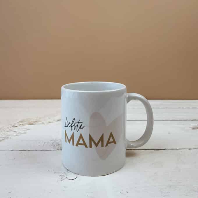 Outlet | Mok liefste mama (klein vlekje tekst)