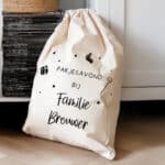 Pakjesavond bij familie (zwart)