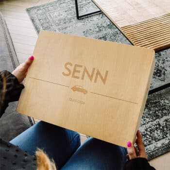 Memorybox met symbool auto; voetbal jongen