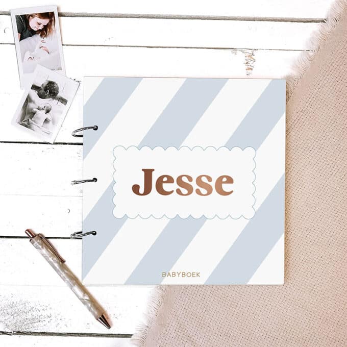 Babyboek blauw streep