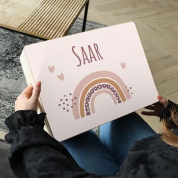 gepersonaliseerde regenboog memorybox van hout