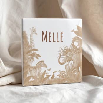 geboortetegel met naam jungle party sepia voor beige babykamer