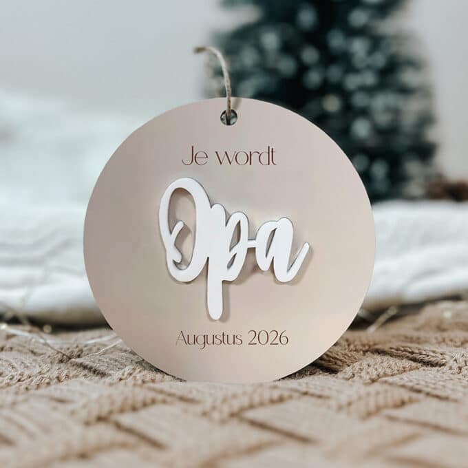 kerstbal je wordt opa beige met uitgerekende datum