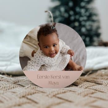 kerstbal eerste kerst met foto en naam "eerste kerst van" roze