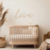 liva_houten-naam-aan-de-muur-babykamer