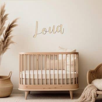 loua_houten-naam-aan-de-muur-babykamer