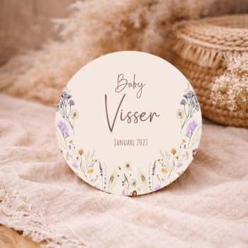 zwangerschapsaankondiging cirkel spring flowers met uitgerekende datum