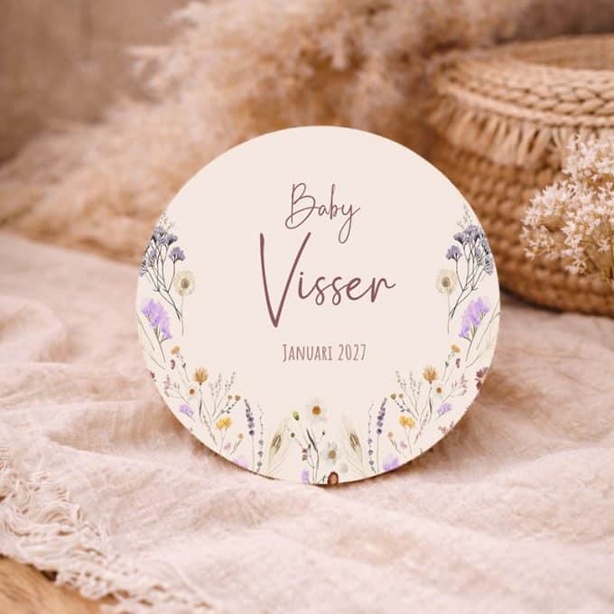 zwangerschapsaankondiging cirkel spring flowers met uitgerekende datum