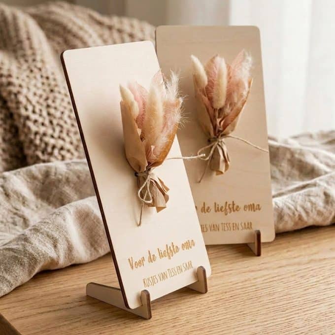 Moederdag deal | Houten standaardje mini boeketje oma