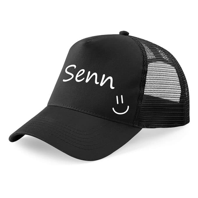 Kinderpet met naam smiley zwart