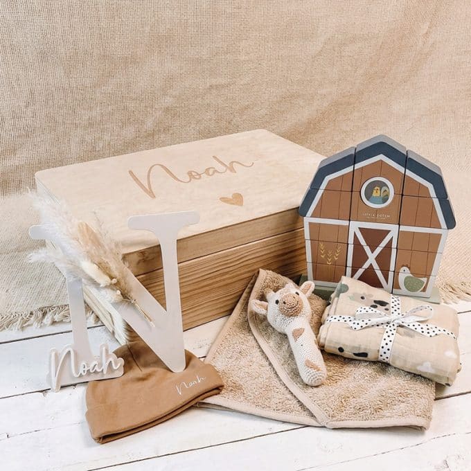 kraamcadeau large met memorybox beige