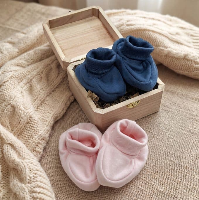 gender reveal blauw roze aankodigingskistj