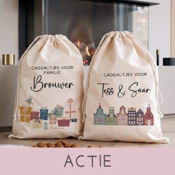 2 Sinterklaaszakken met naam